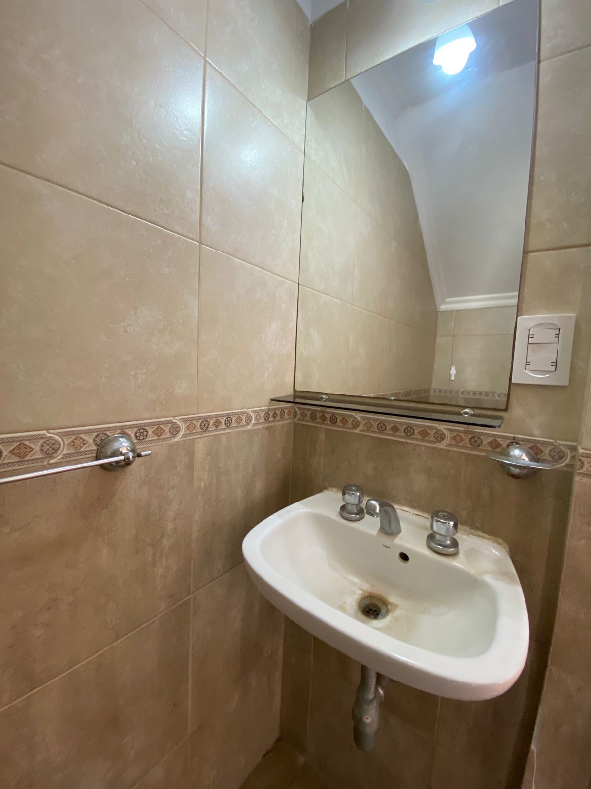 WhatsApp Image 2025-08-06 at 15.52.17 (1)