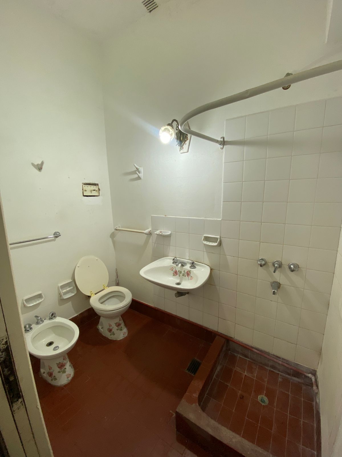 WhatsApp Image 2025-08-18 at 11.07.36 (2)