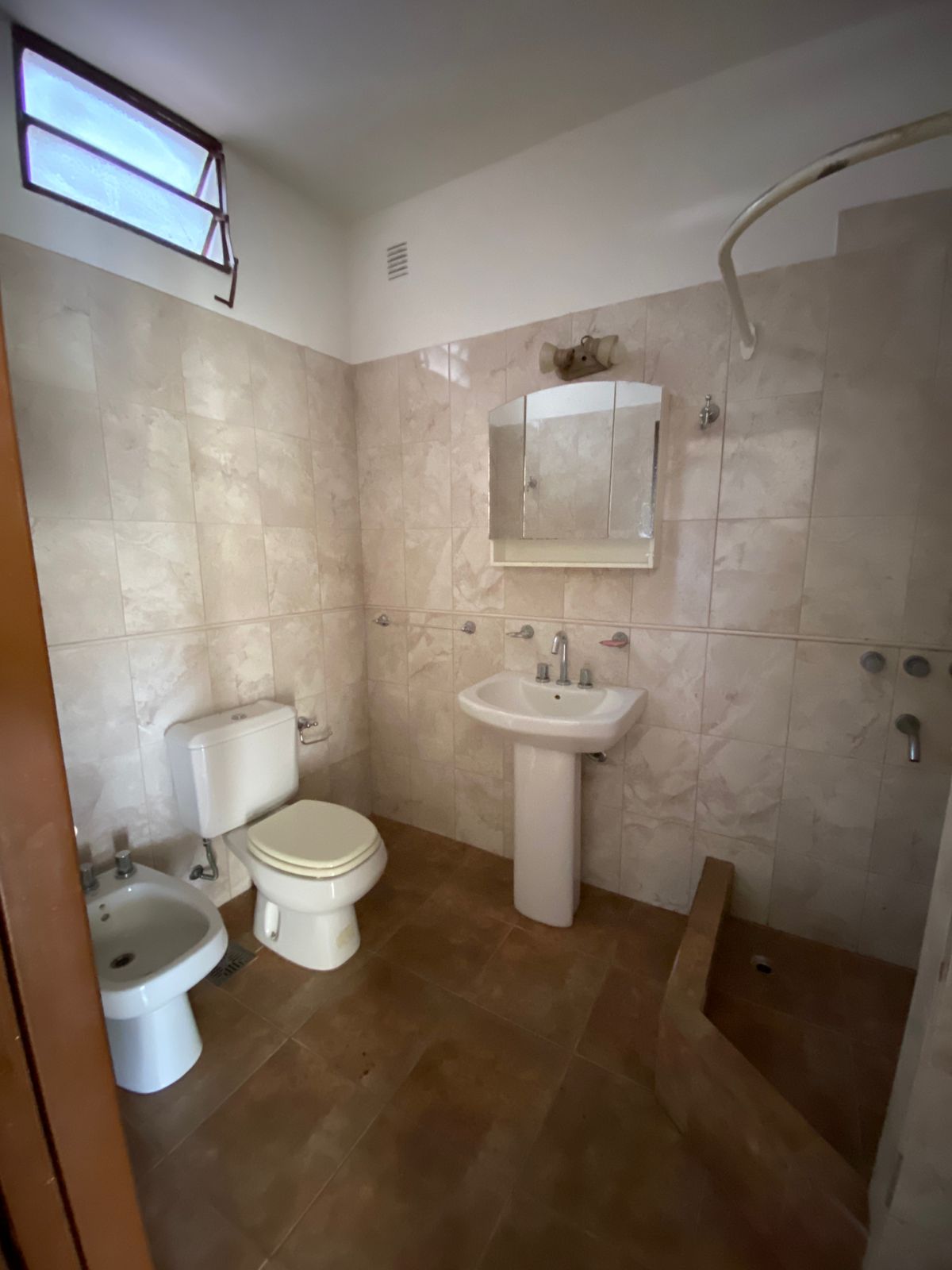 WhatsApp Image 2025-08-20 at 17.45.19 (2)