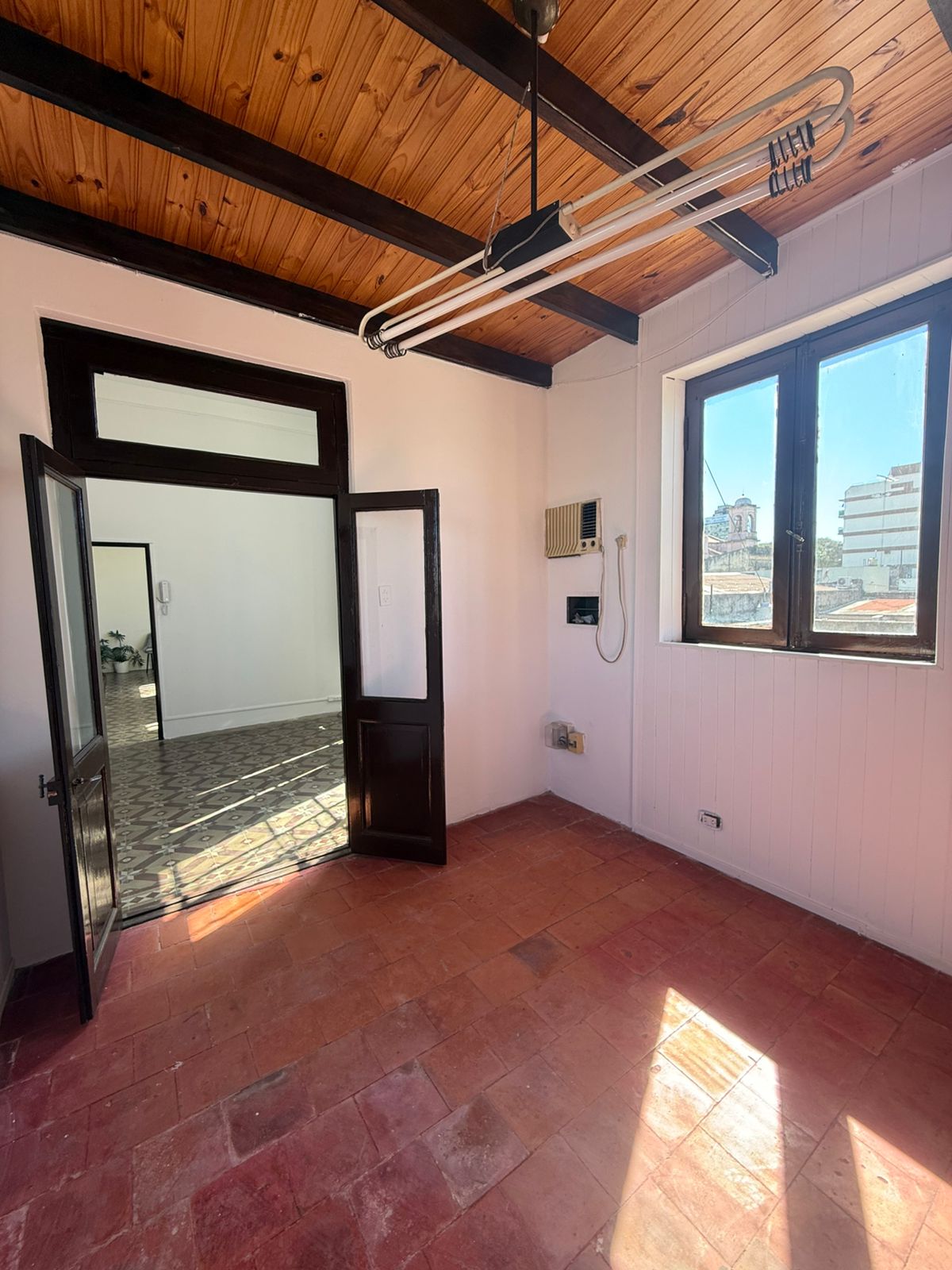 WhatsApp Image 2025-10-01 at 11.51.45 (1)