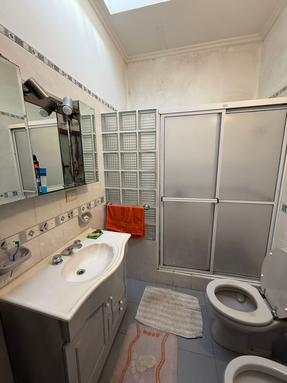 WhatsApp Image 2025-10-03 at 16.04.37 (1)