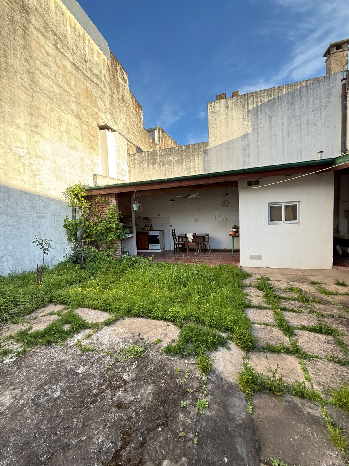 WhatsApp Image 2025-10-03 at 16.04.39 (1)