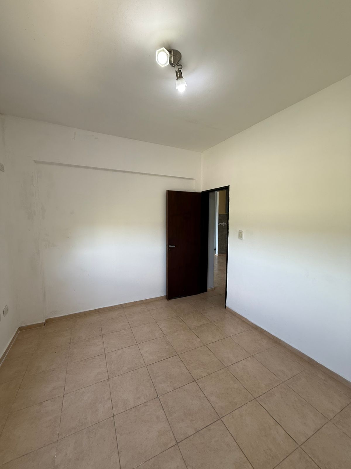 WhatsApp Image 2025-11-28 at 11.44.29 (1)