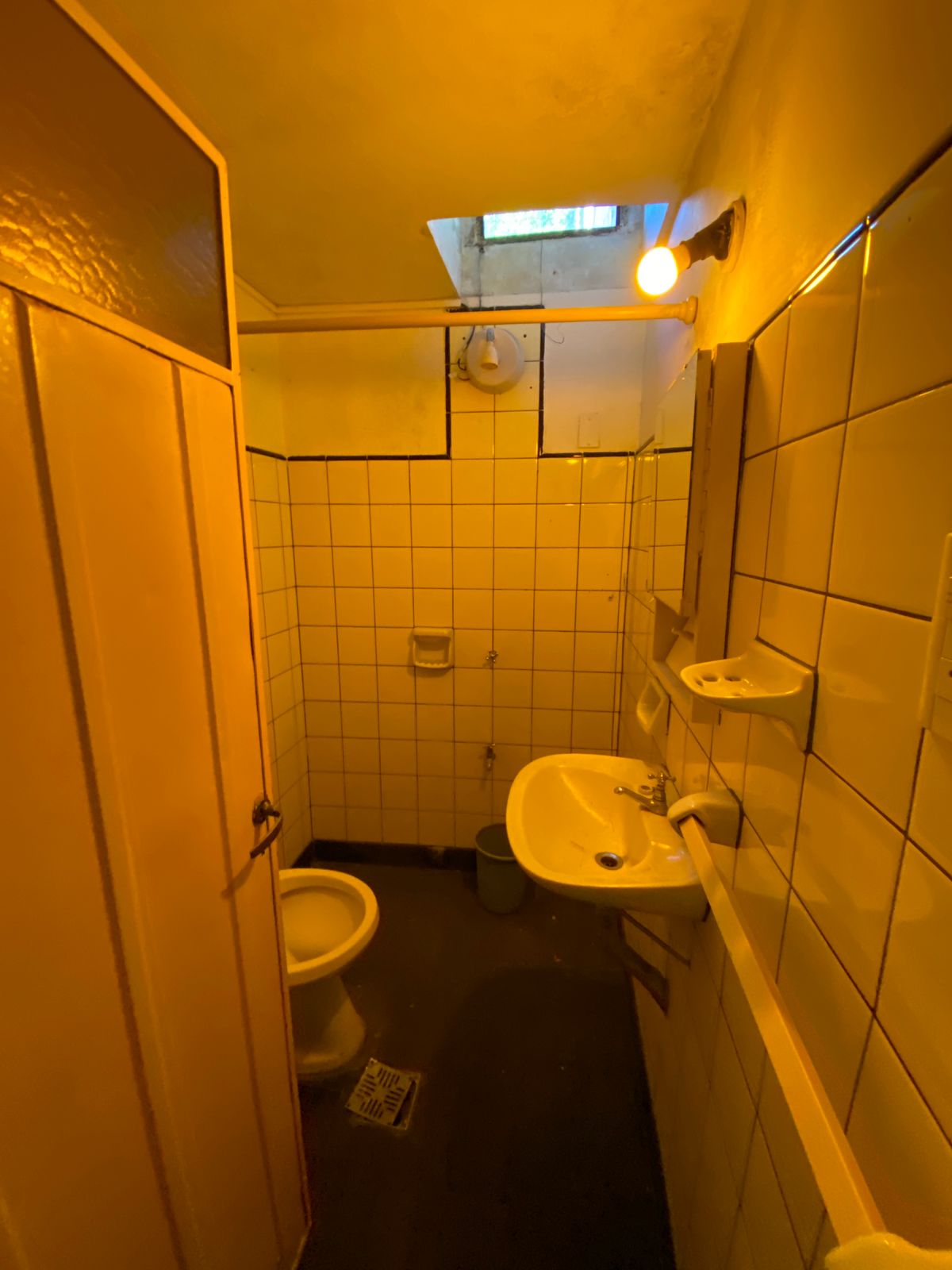 WhatsApp Image 2025-12-15 at 08.40.31