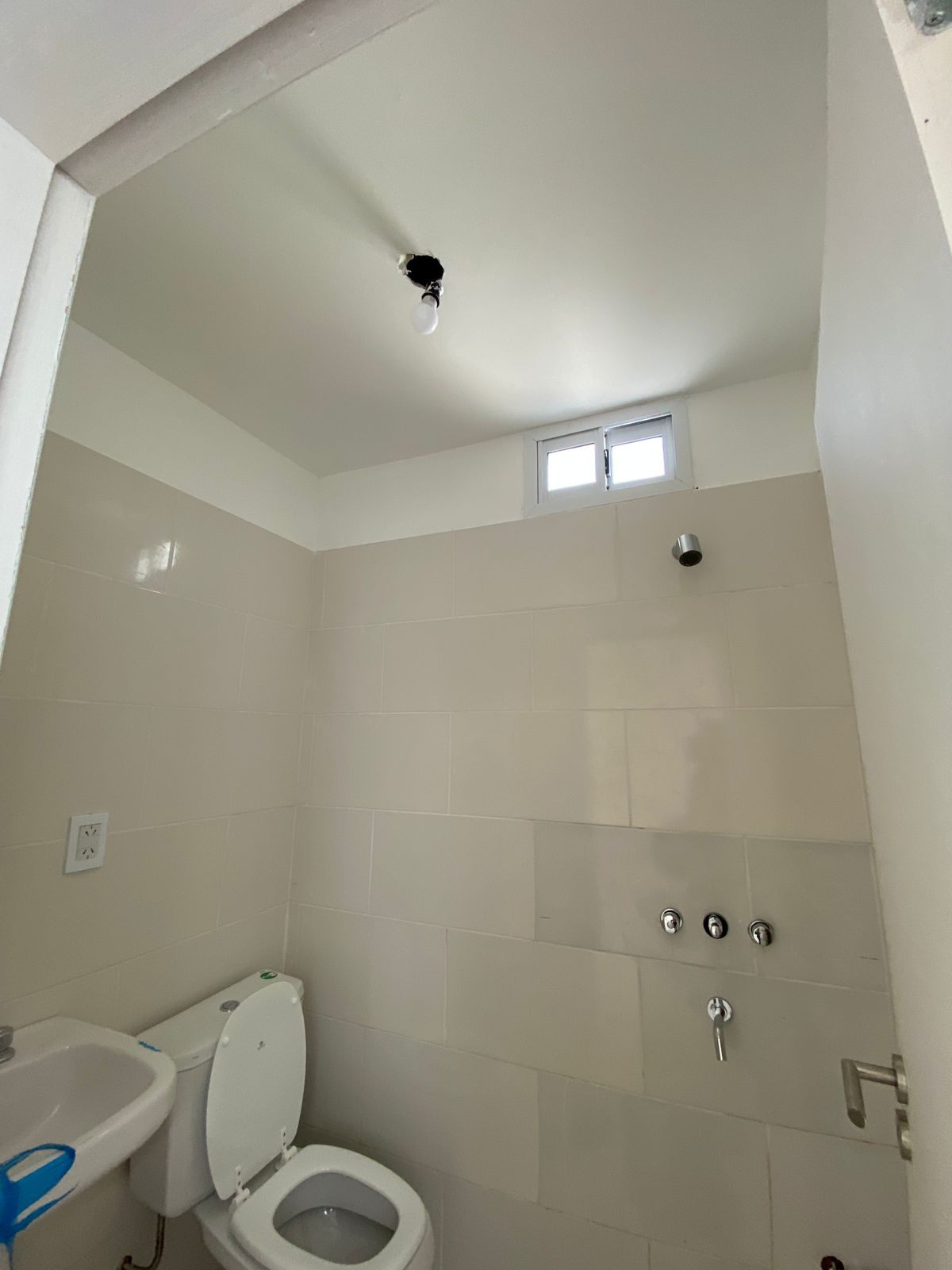 02ba7dc5-04ff-46b8-b5d1-1e3b1ba83d83