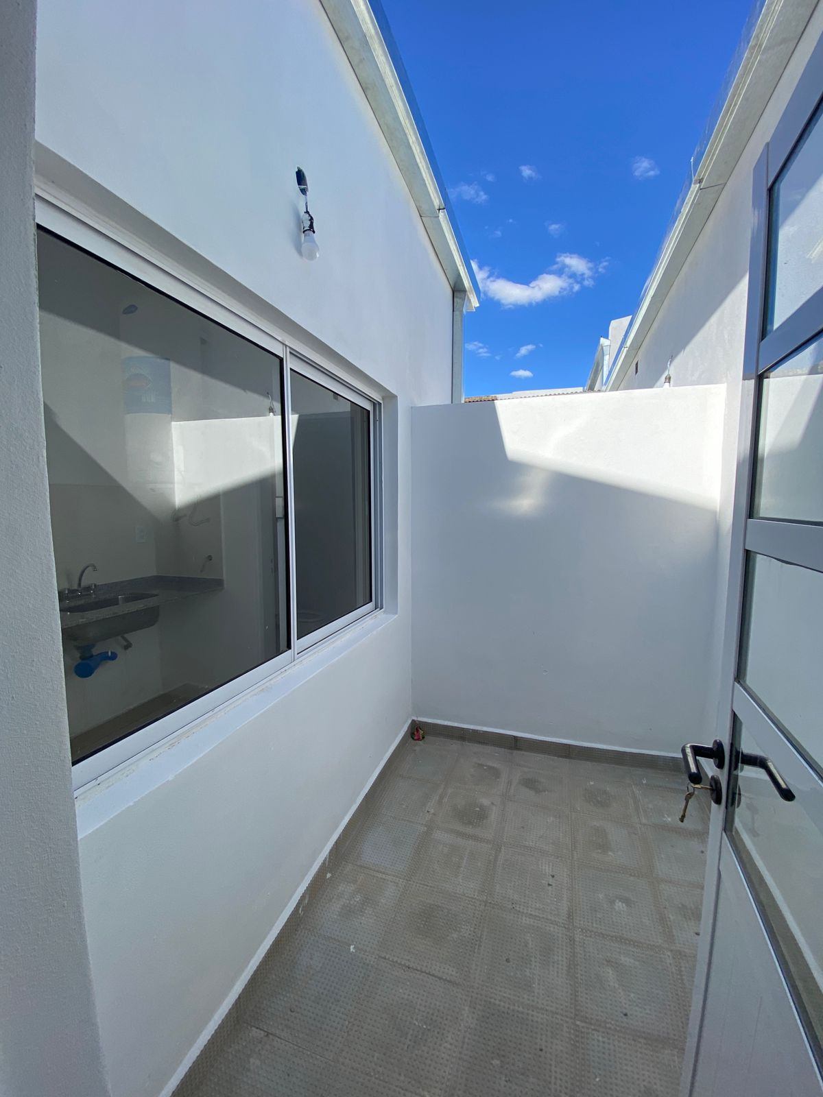 f0b000f9-e686-43a6-9a20-dde8d7c58256