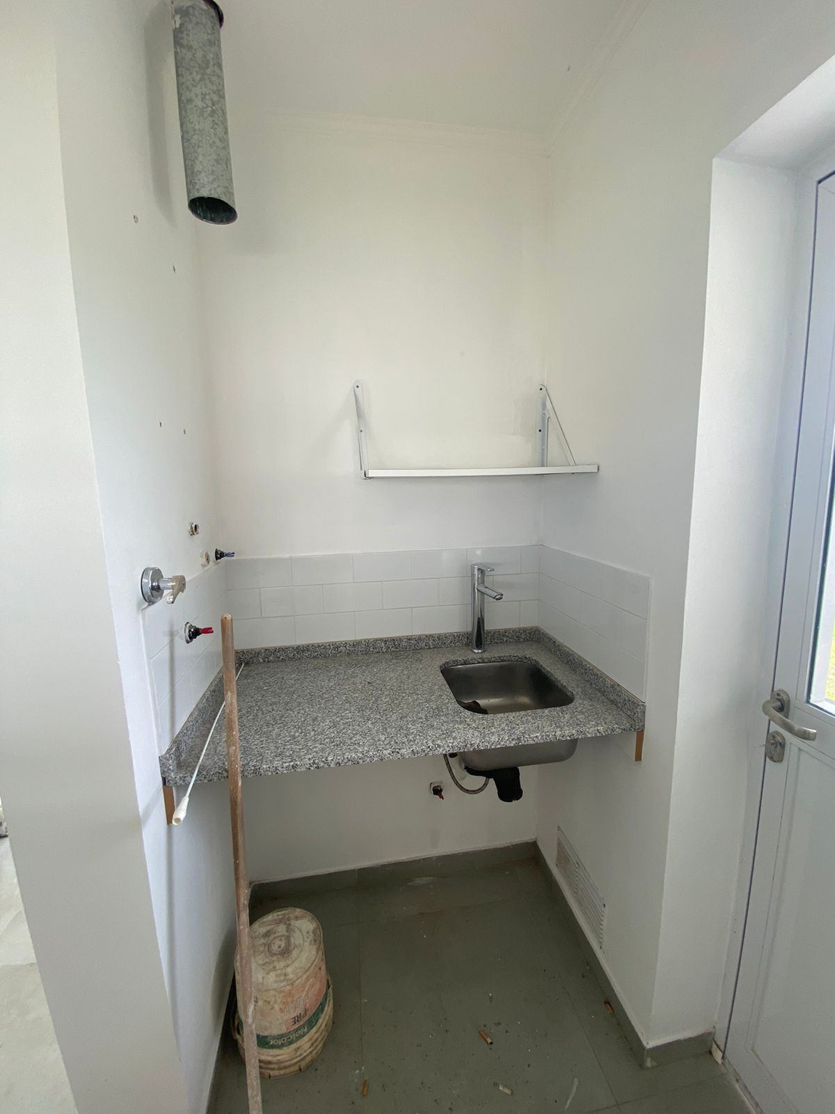 023db0fd-f965-422b-a1e1-60d827af3efb