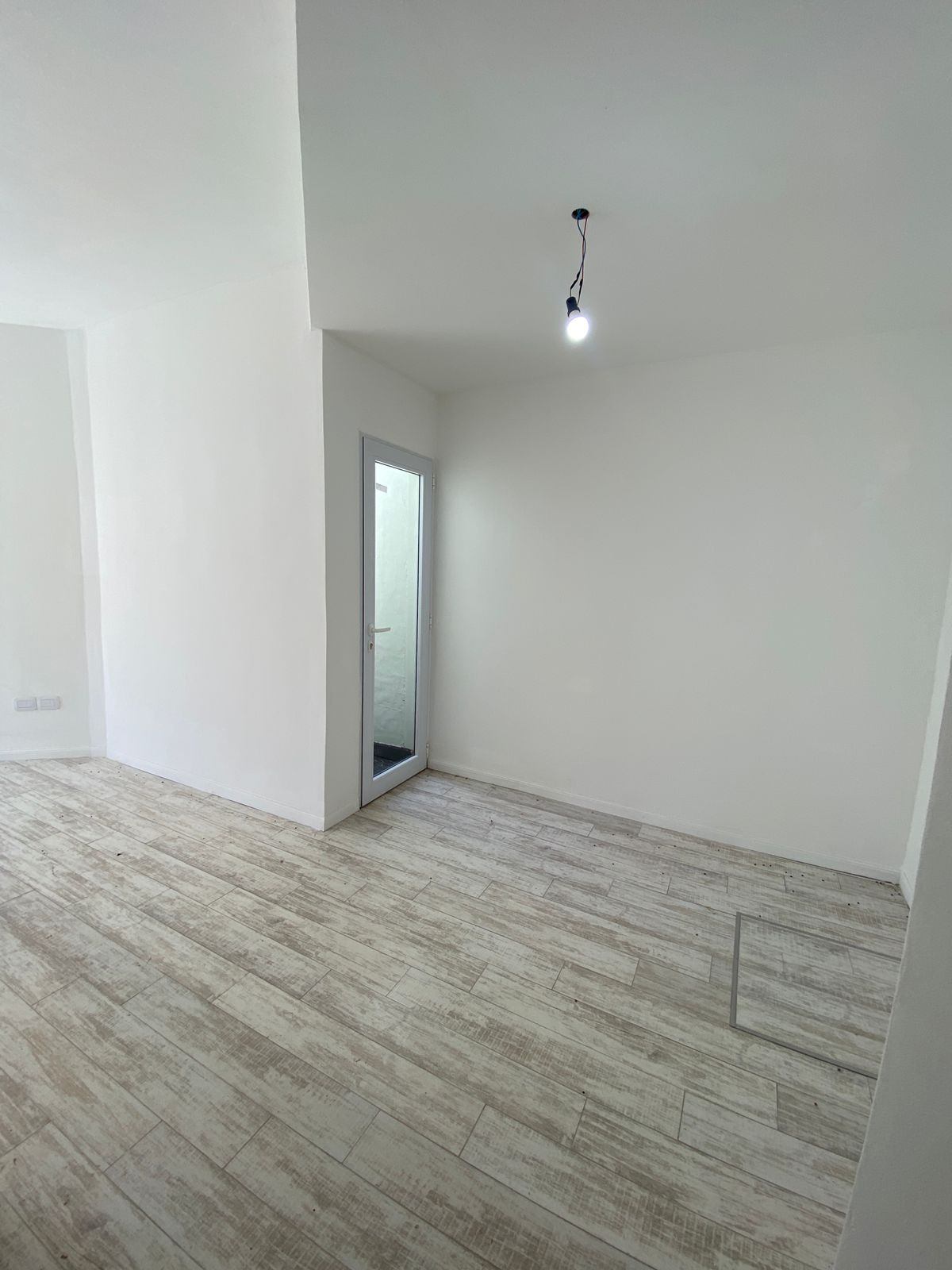 618c5184-4577-4cf4-9bdb-51feb18b5ad6