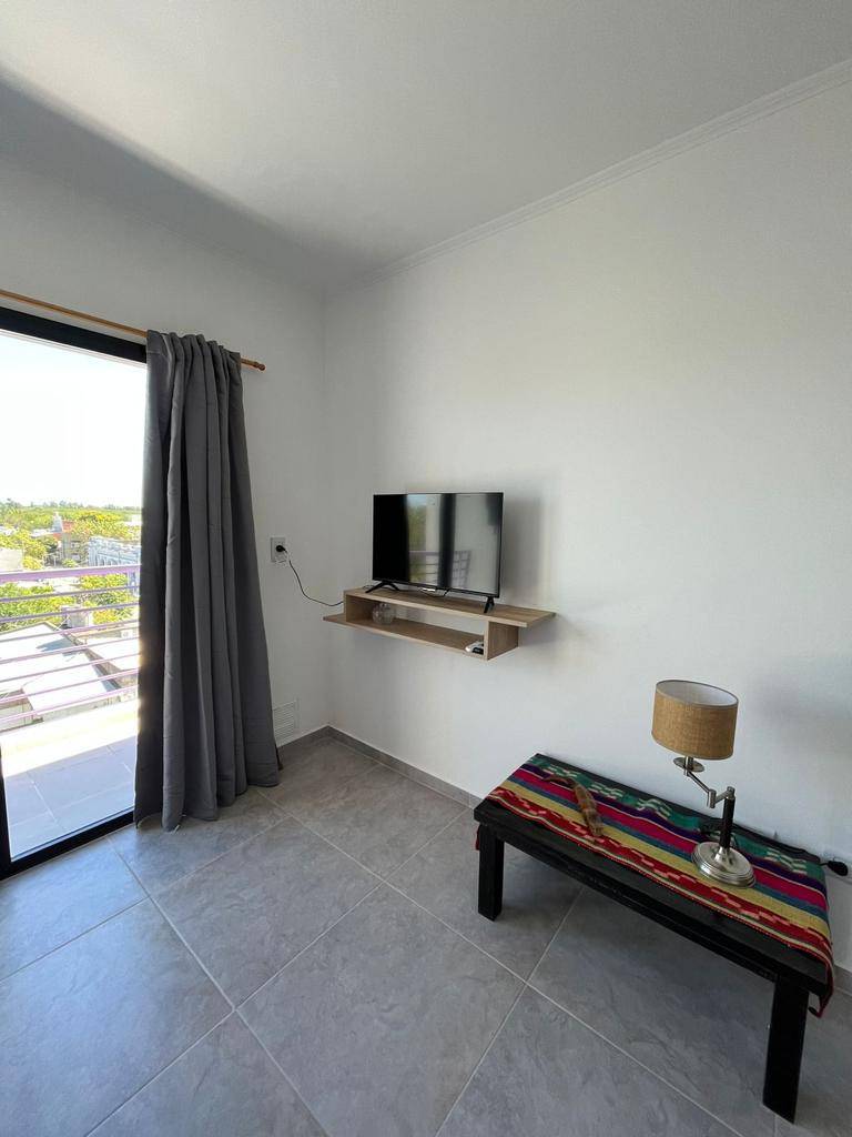 9cfd047a-a9d2-46d4-b5f6-0c6b706e727b