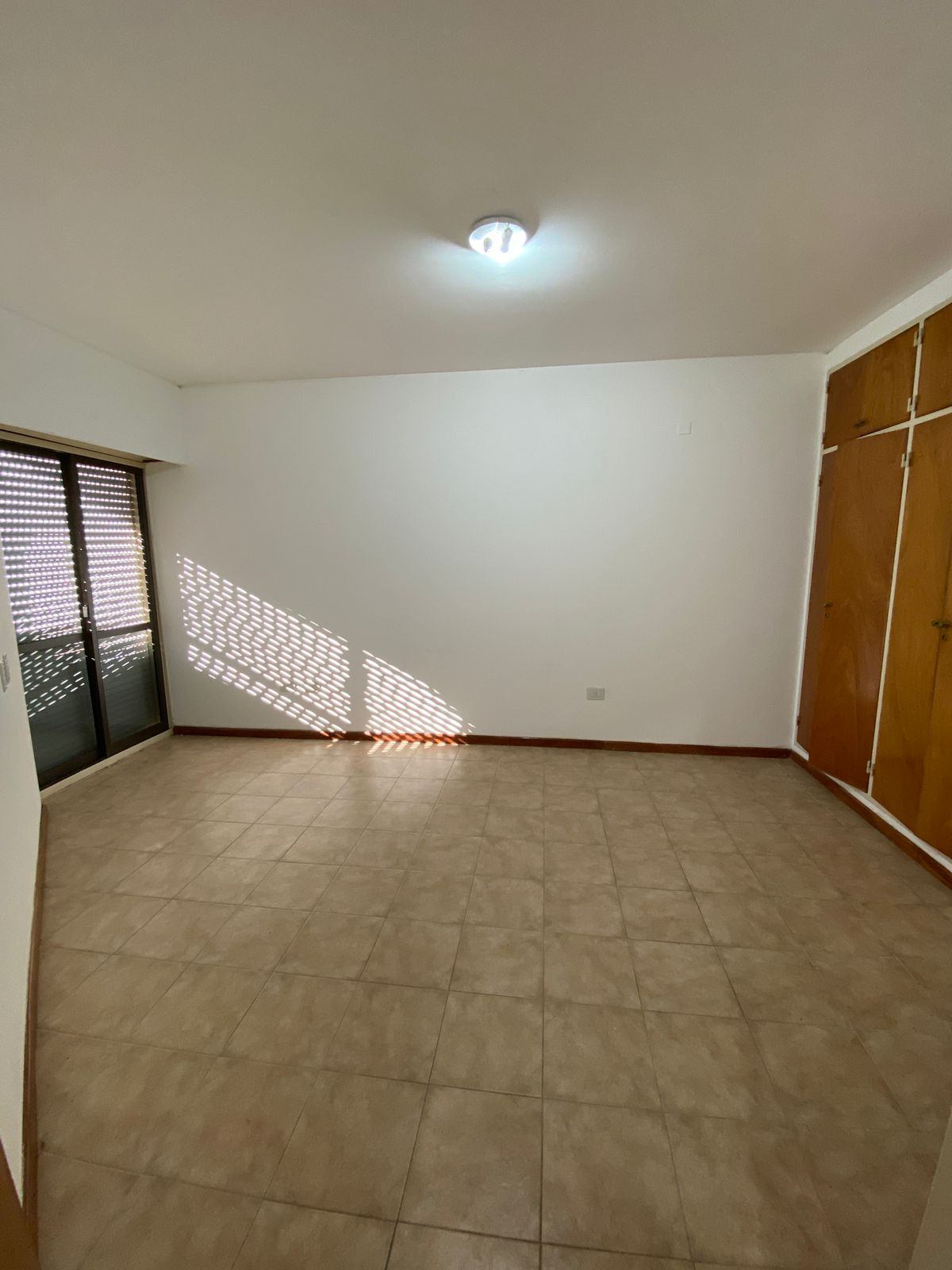 0082cb1d-d763-4980-8f3e-1f4a2cbcd1c9