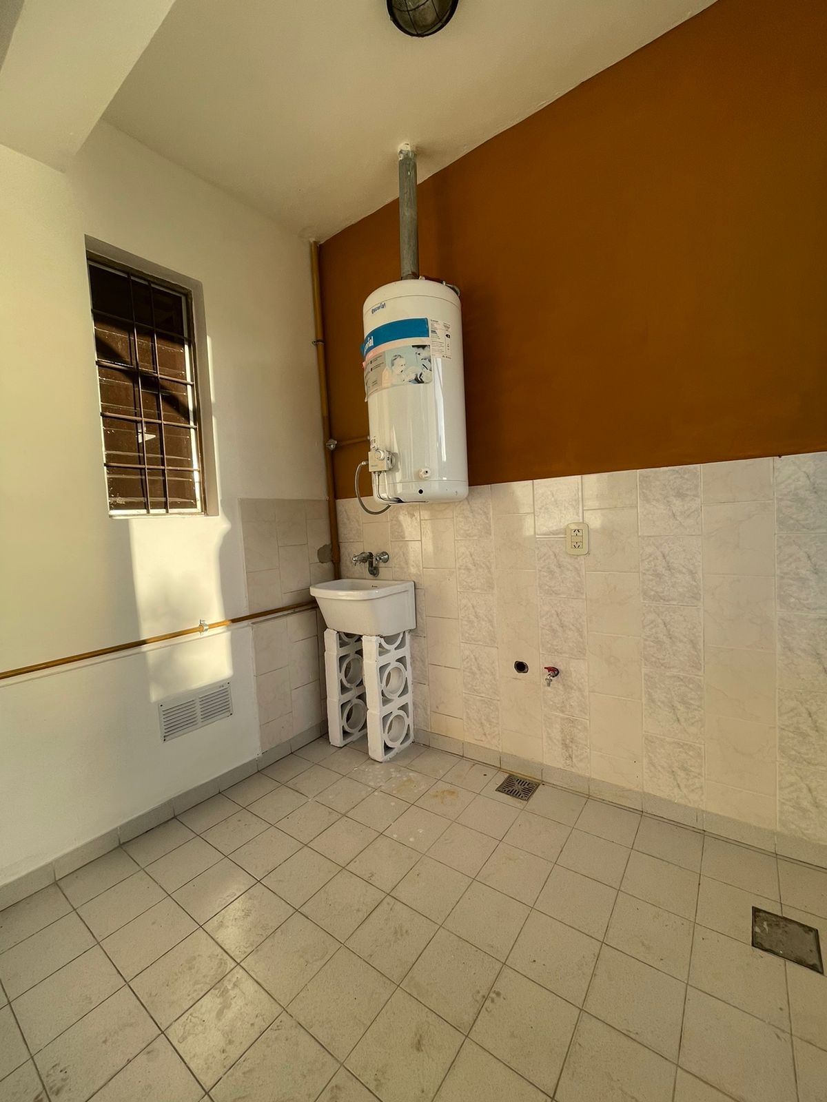 4eed973c-6856-4c95-bae0-fb893d19d35c