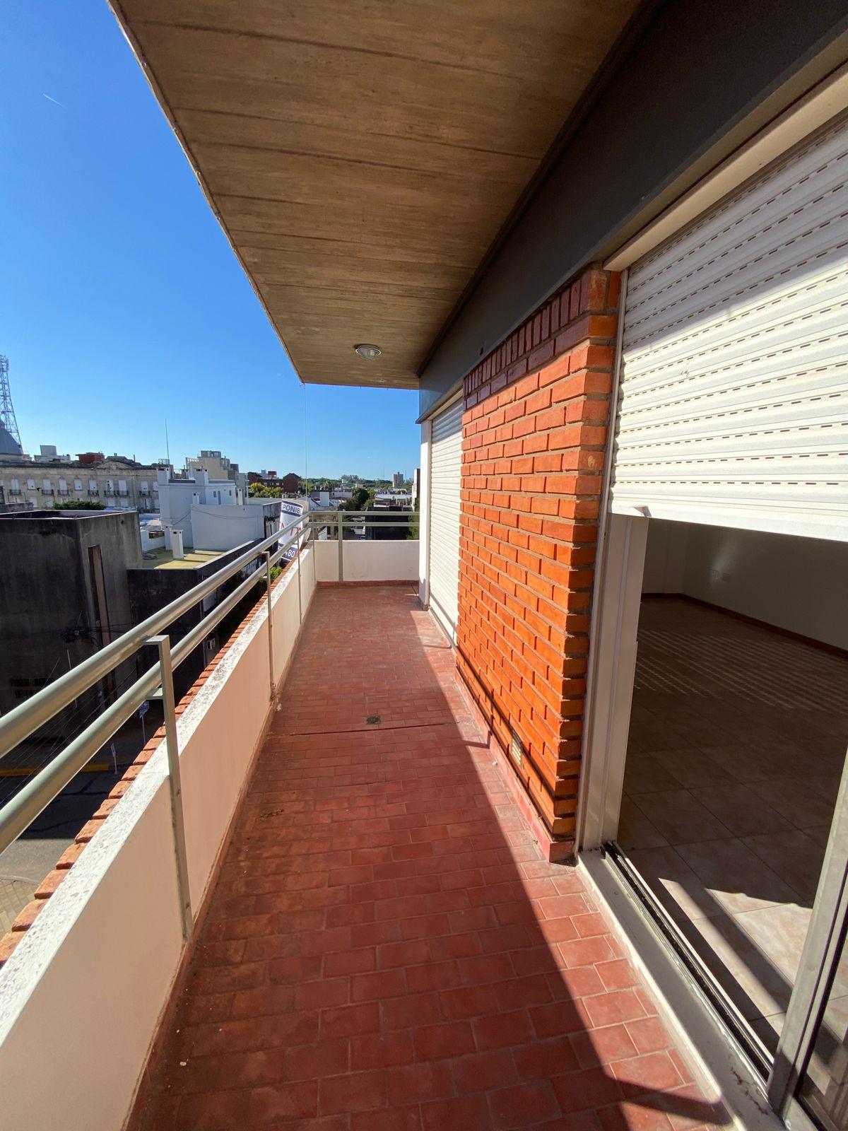 56fb5d3a-20e7-4306-bb9d-c431369c1a24