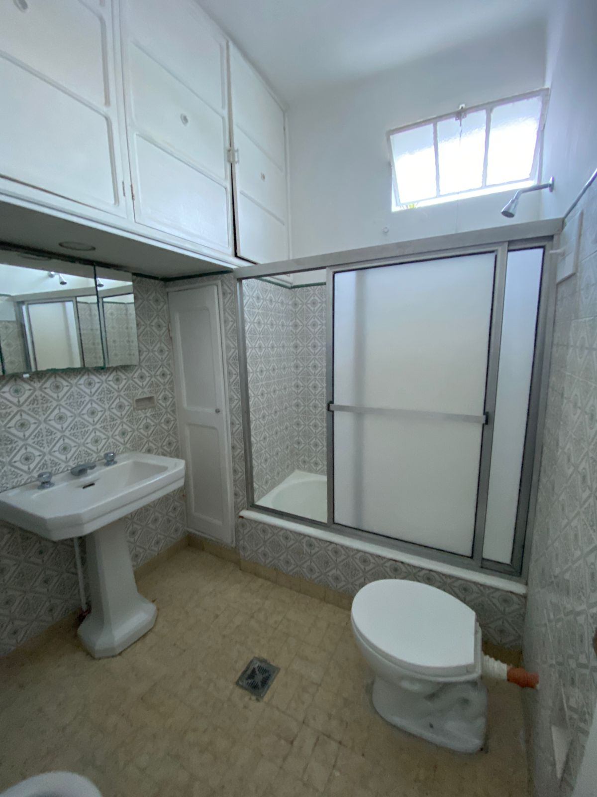 5822dd38-3bbd-42ba-8f9e-b1a70fcdd97f