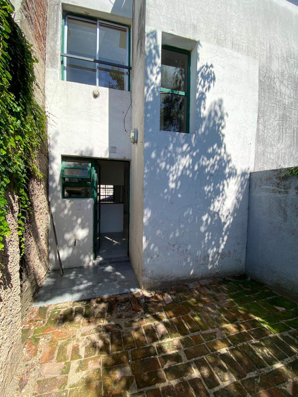 8da40437-311b-4a7e-b545-94db7e5b5077