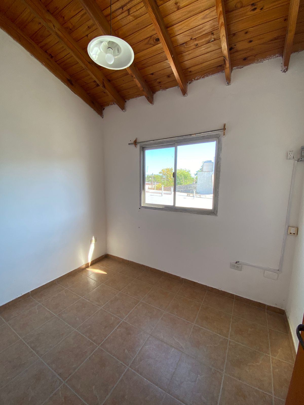 9ceff10c-485d-43e5-9474-88bcea03b3b1