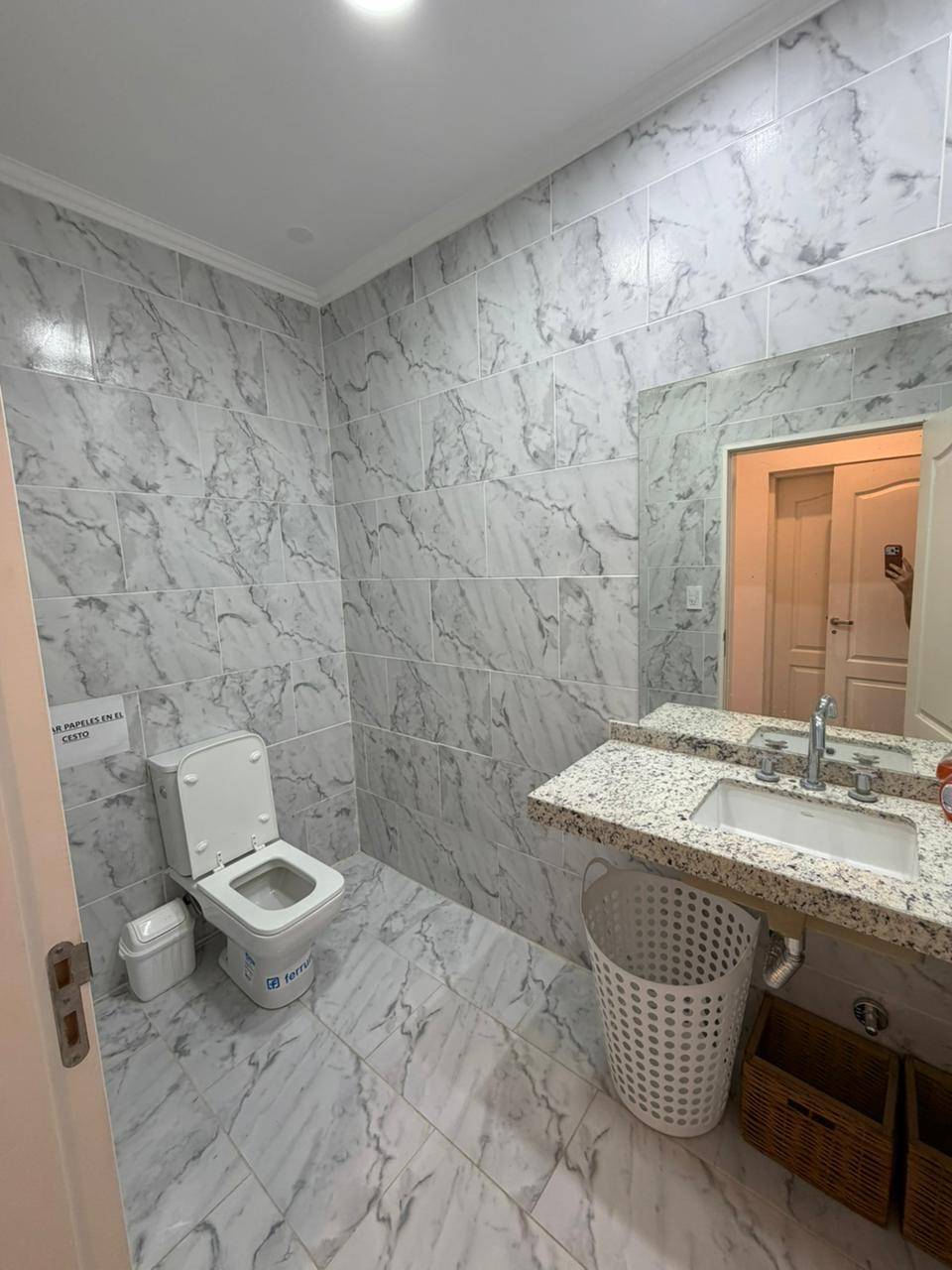 9f585048-82e5-447d-9750-bfebf2f6aec3