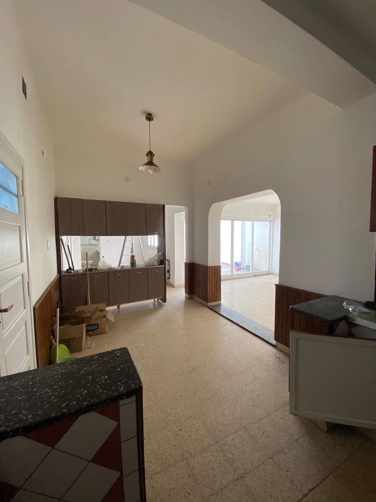 b76de625-b81b-48bf-b4c4-b4b695a57819