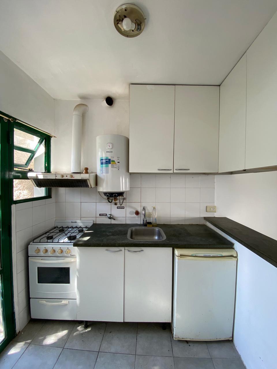 e0361ebb-5bca-4371-863c-d21966e81bad