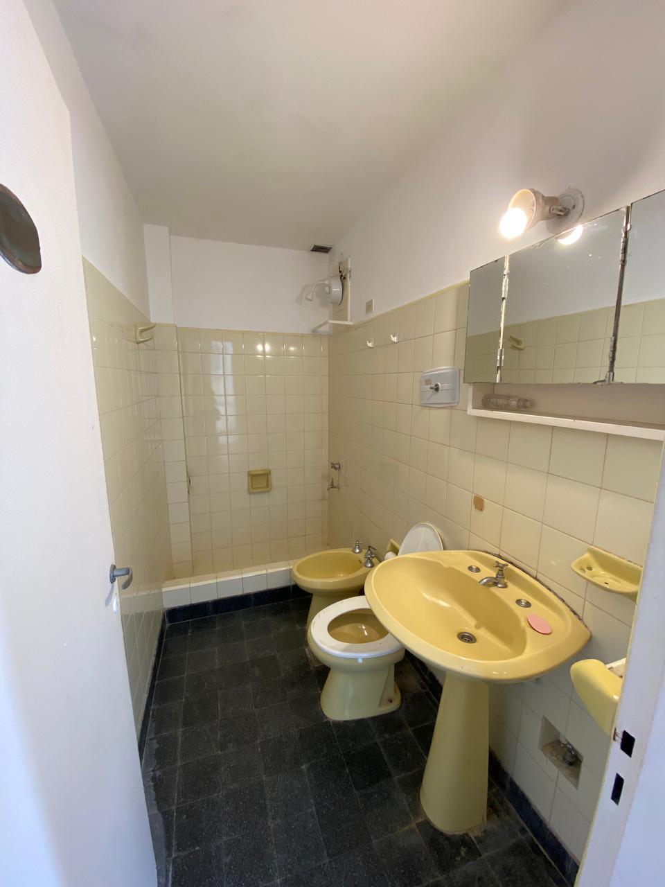 e4bf2be7-6a18-4247-9e2f-c8b4ec14b883