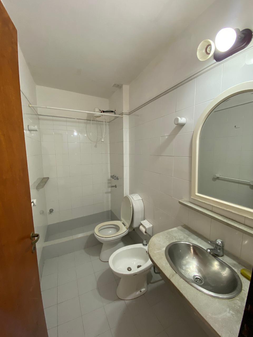 fbbb2136-7b7e-4138-9190-095271125a18