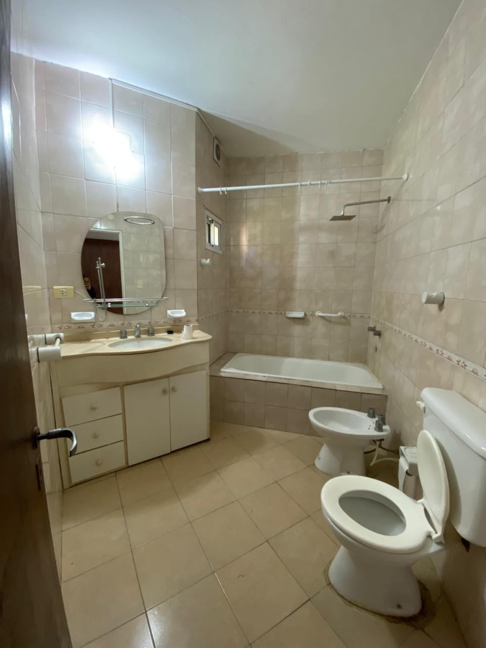 000b90a0-3488-4422-ad77-f4926f8f6905