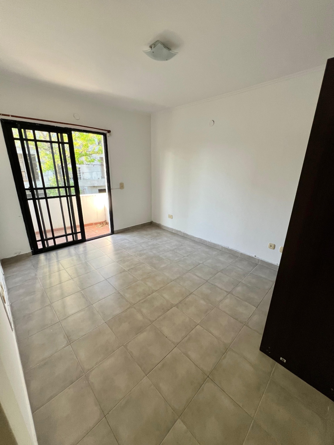 040917b3-ddc2-4740-b961-2a8fe7bee014