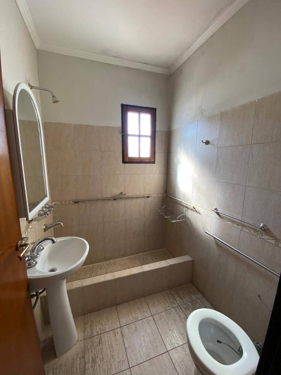 24fe33fe-fed5-47fa-8a6b-45af611c1826