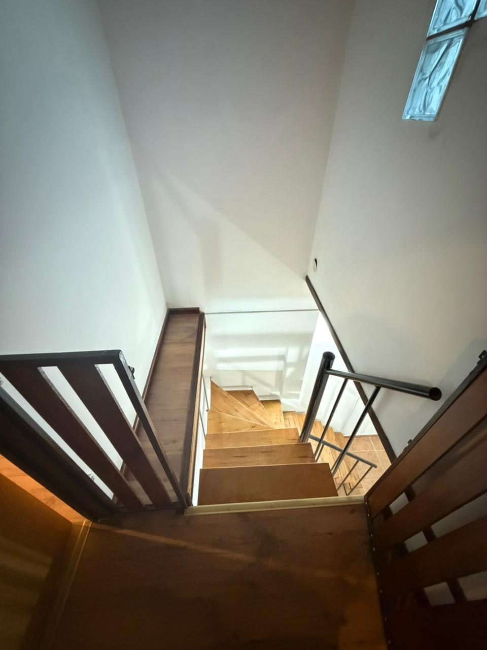 56ab81c5-1294-4034-9491-31fd8d93866b