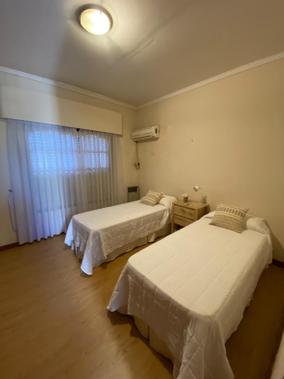 69fb60d5-f2c9-416f-9c90-48496c342b34