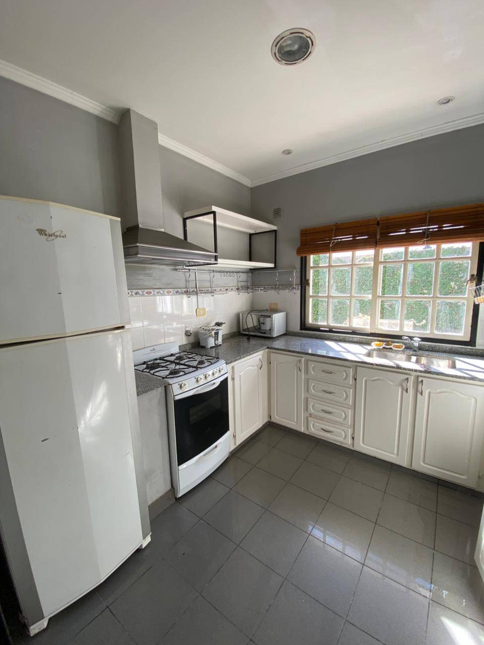 861a6e55-b438-40f1-b107-b4da49180256