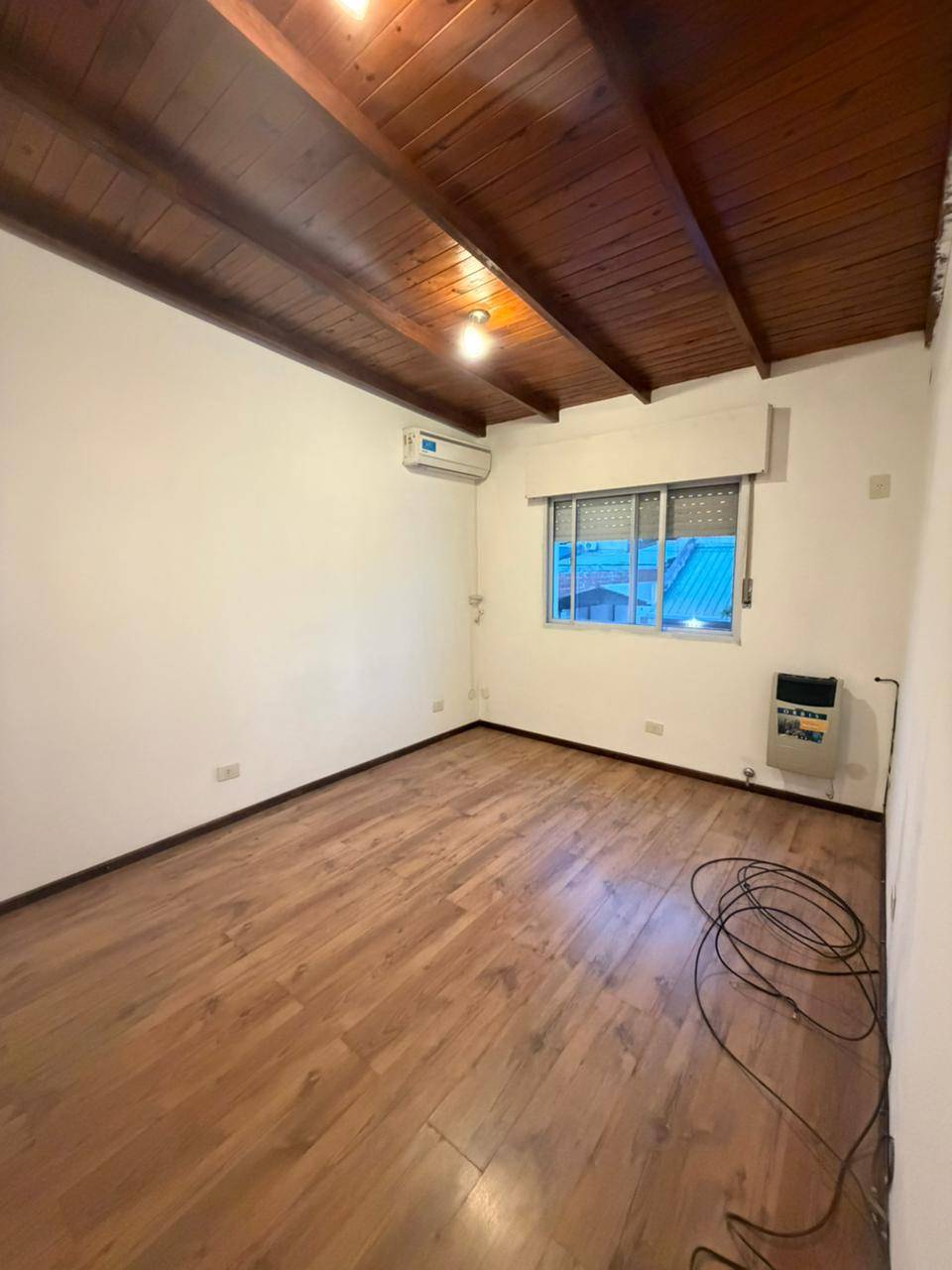 872c83b6-313c-4a39-ae28-cfe71a5dc2ab