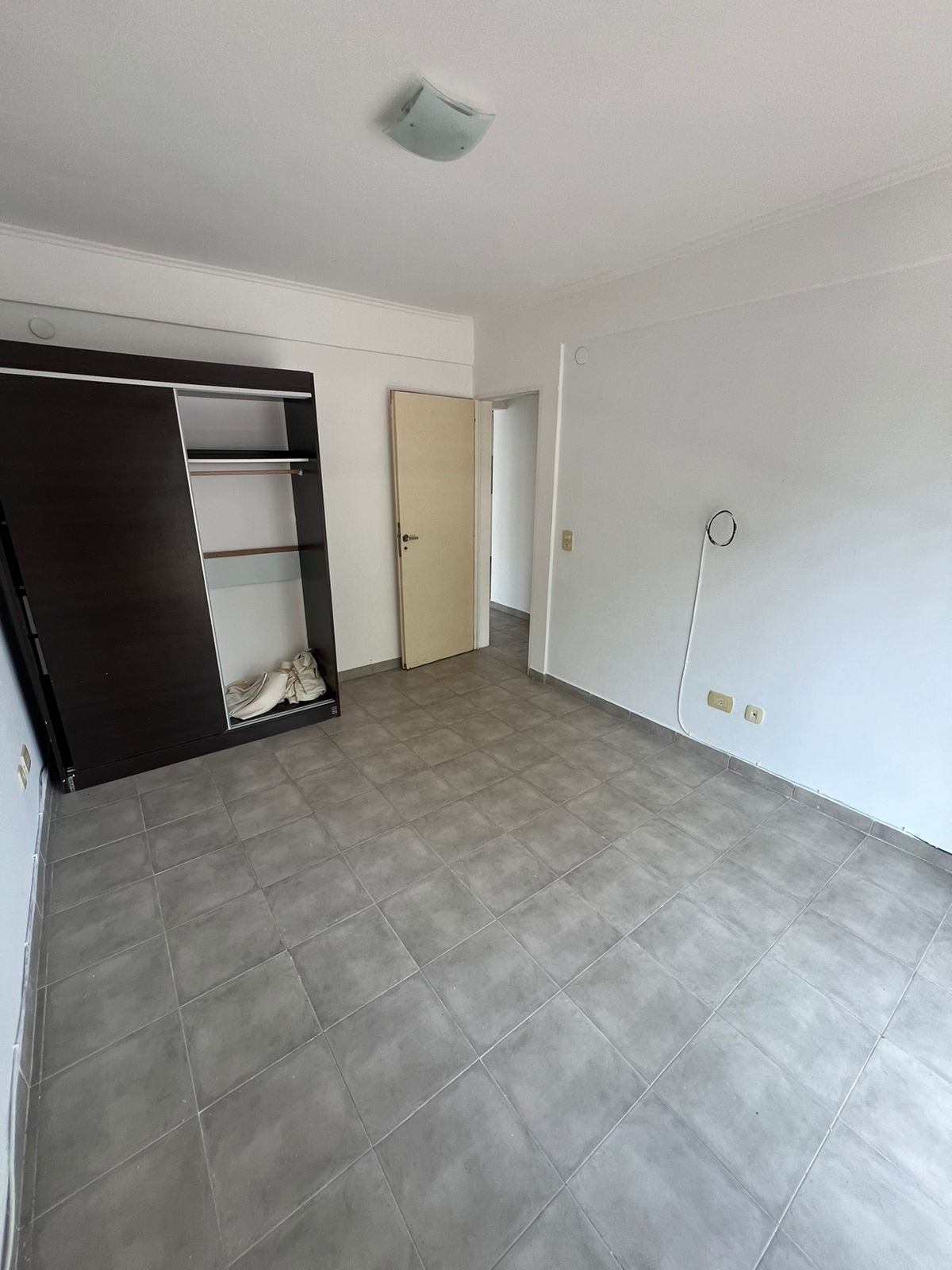 8f8f1212-cfff-42a1-b1ff-cf241ff14a91