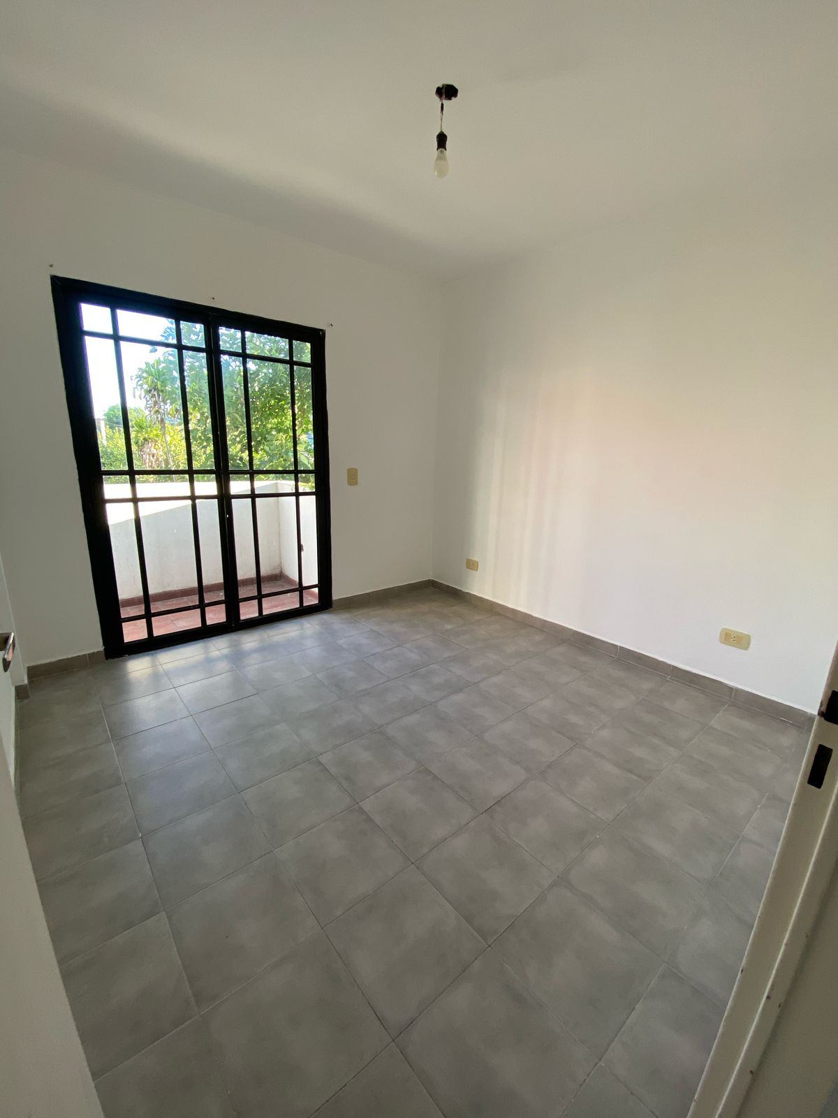 e81c385a-e998-4502-a303-a1c785784f90