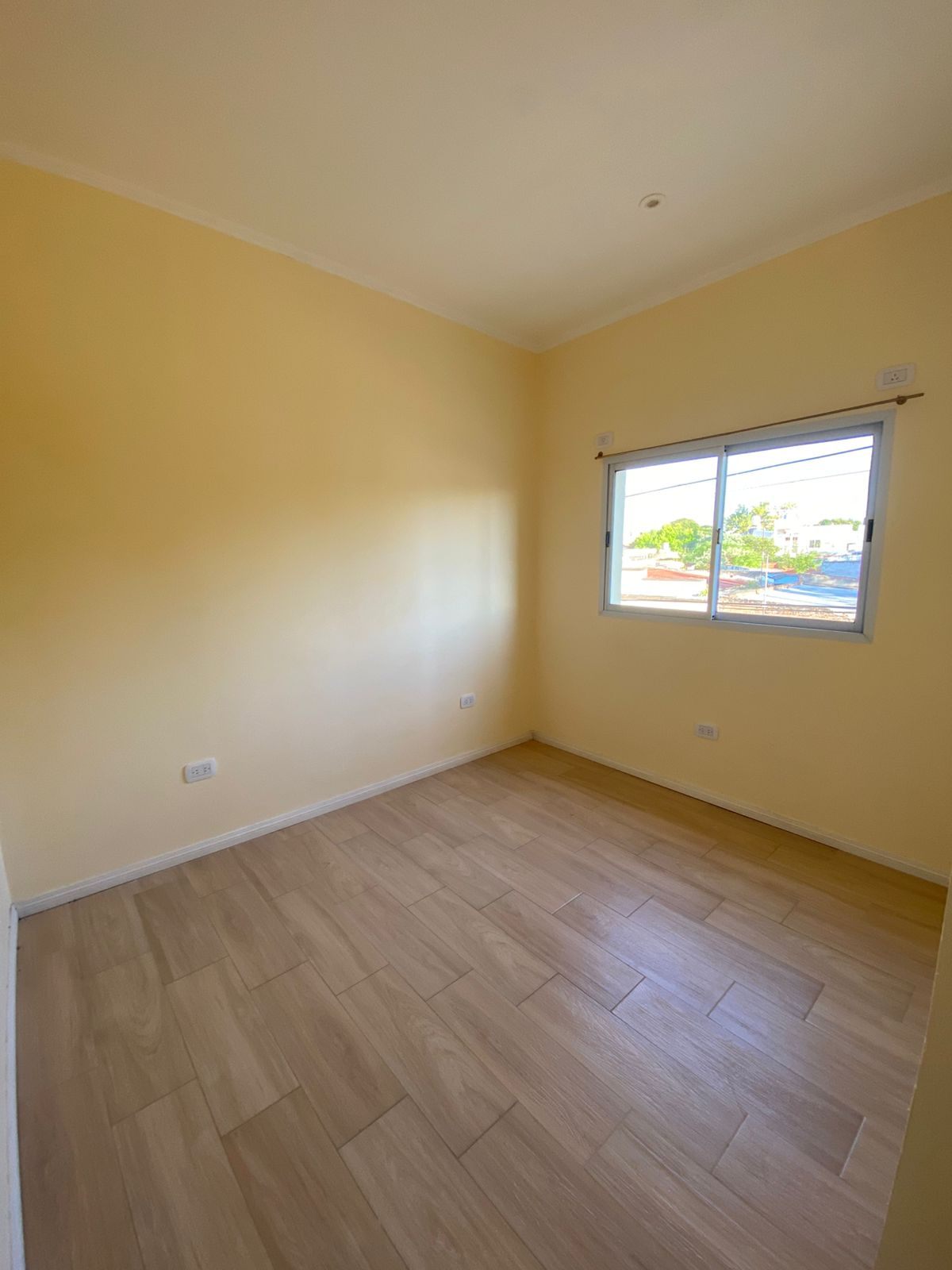 f5086359-440b-4c53-ac26-7e3450f1d273