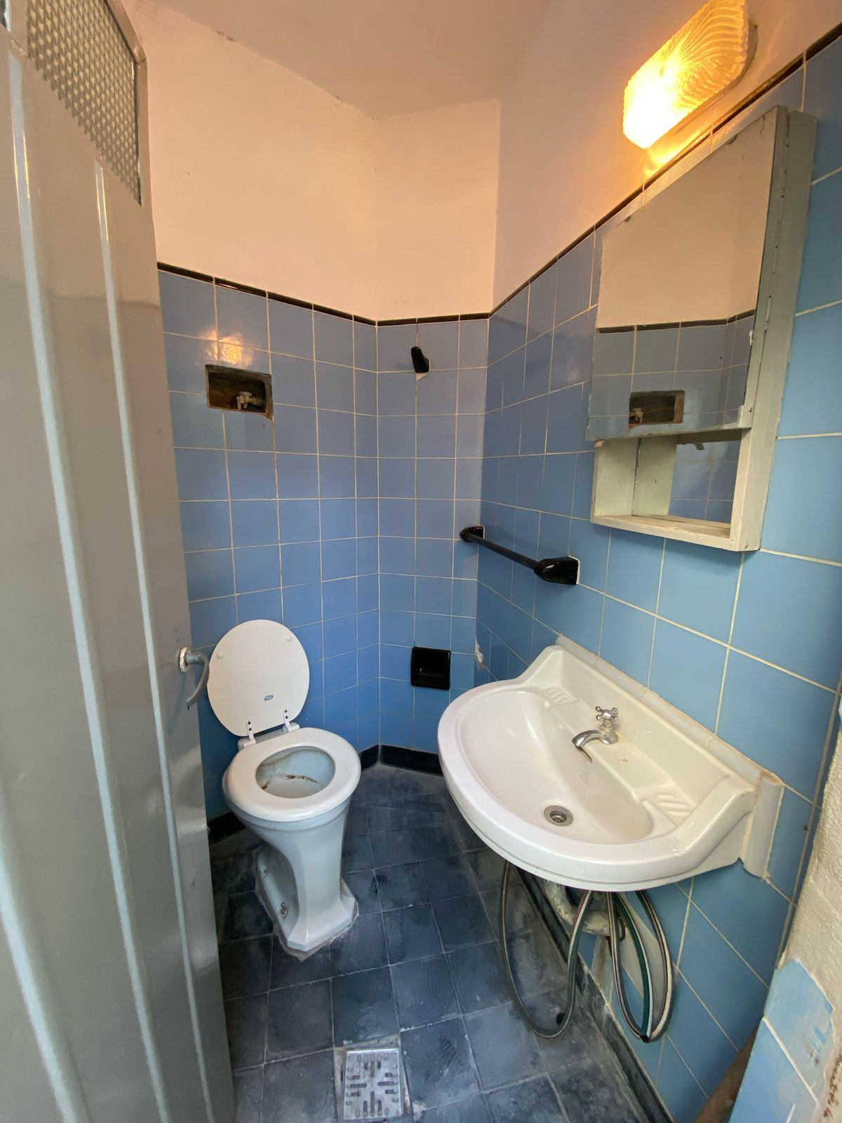 2fff10b8-074f-4431-ad3d-cde403113926