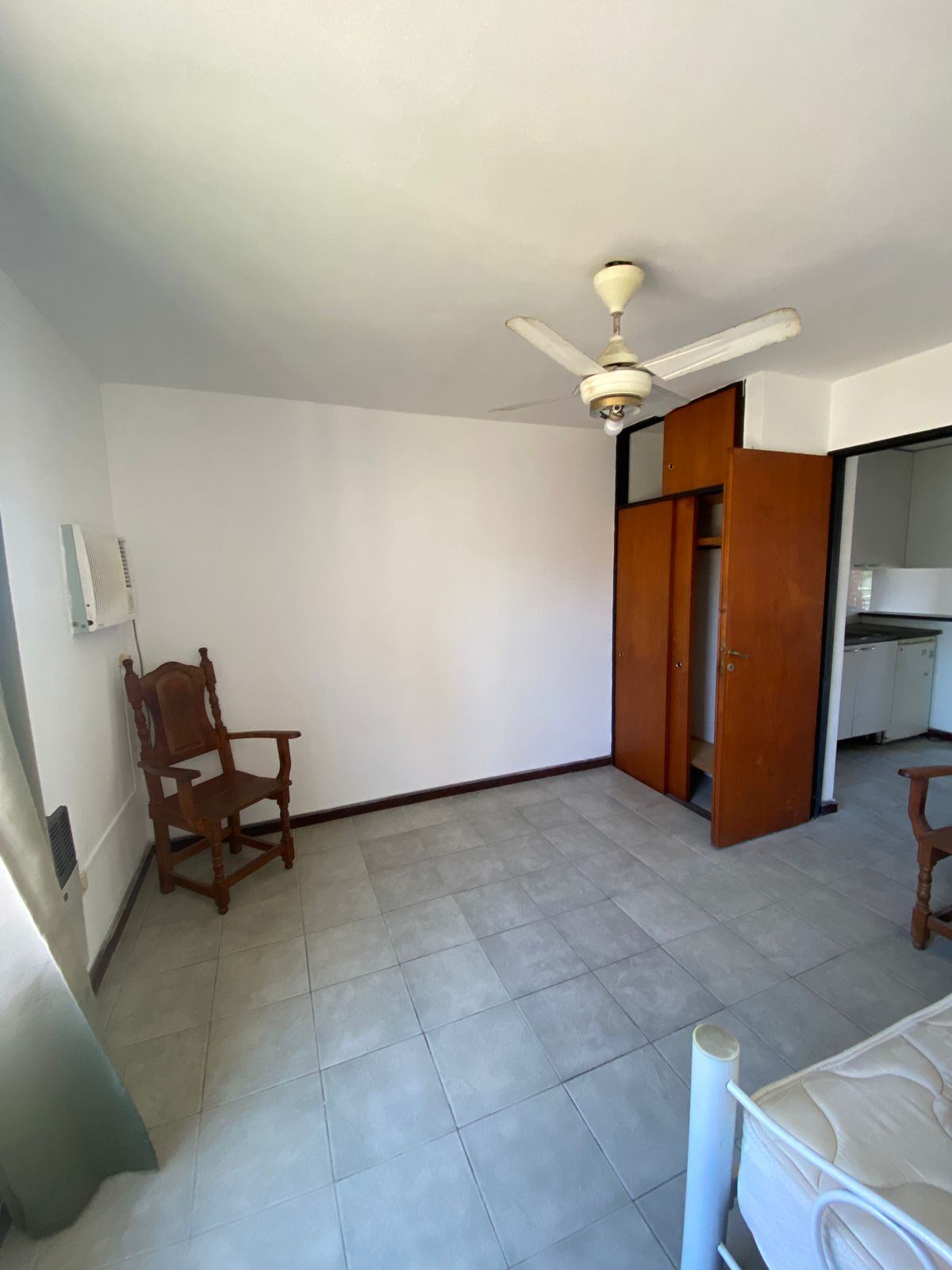 9fe84777-47a4-4727-8edc-1a780d729aba